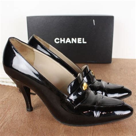 retro chanel shoes|second hand Chanel shoes.